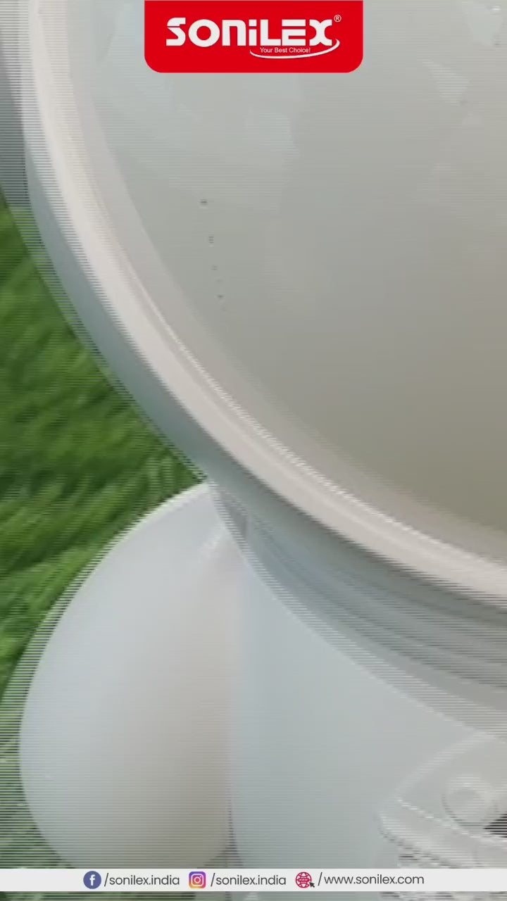 Astronaut Bluetooth speaker